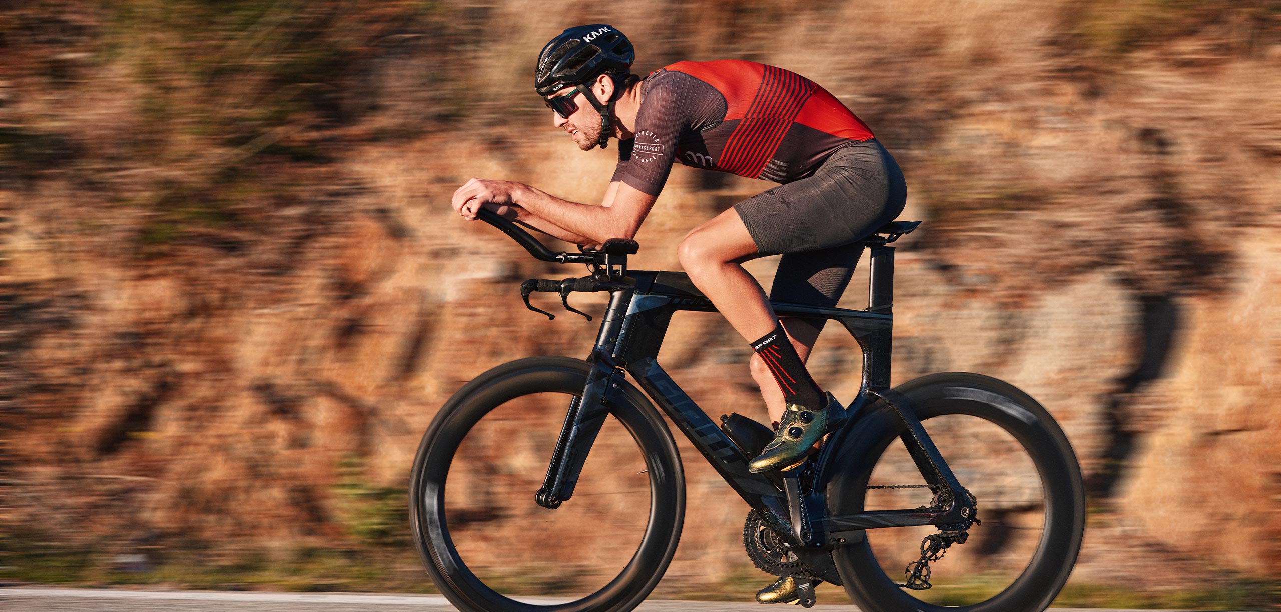 AERO SS TRISUIT M - BLACK/RED